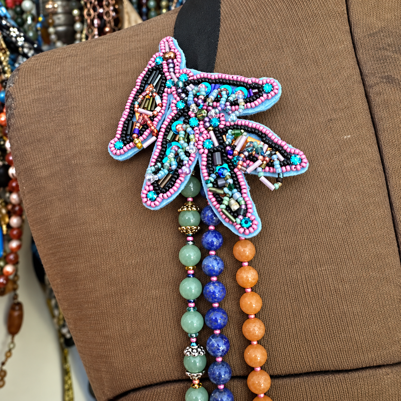 Beadshop LIVE:  The Dries Necklace