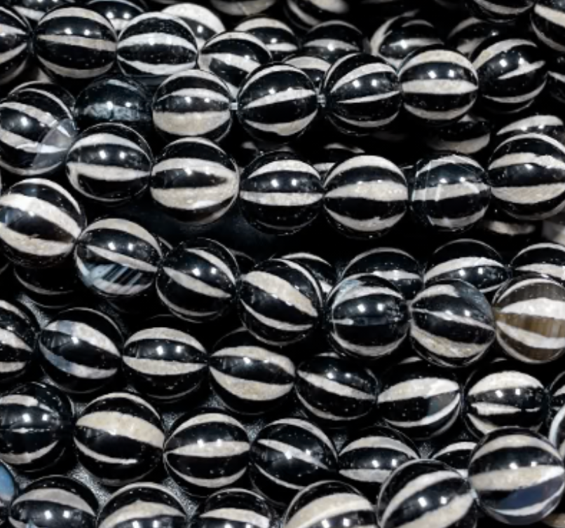 Black & White Stripe Agate Bead-Round 10mm Pkg of 4