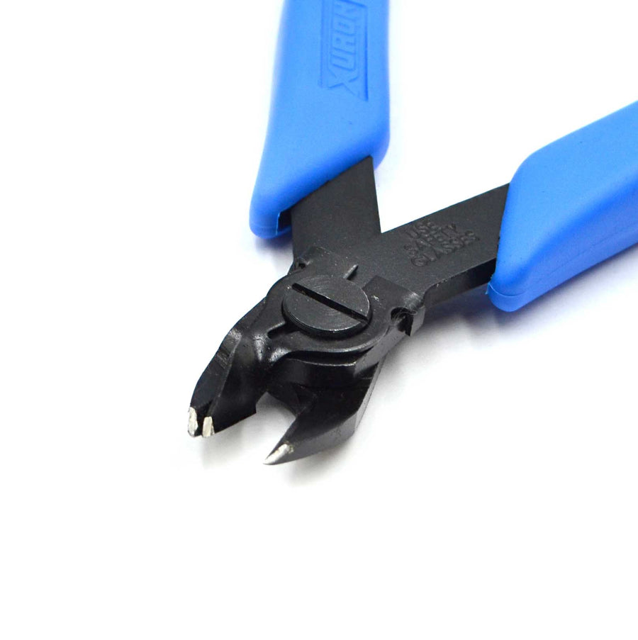 Xuron Oval Head Micro-Shear Flush Cutter w/ Wire Retaining Clip