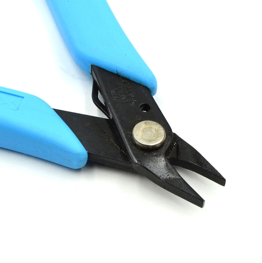 Xuron Short Flat Nose Plier