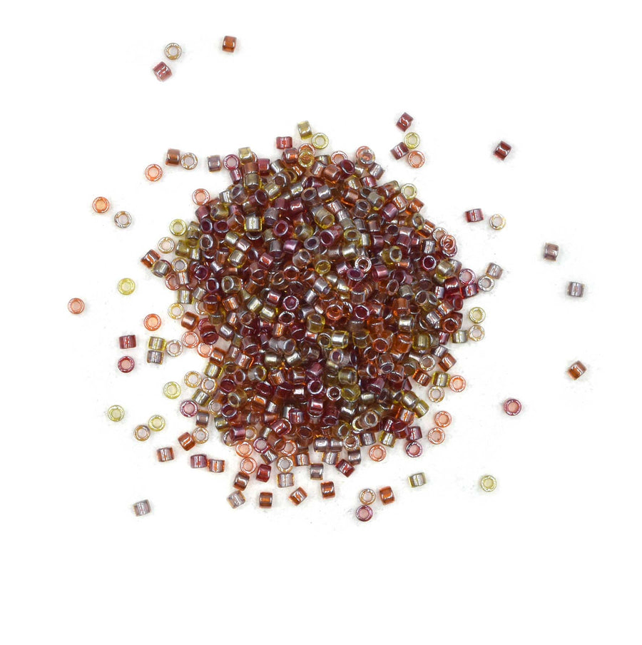 DB0990- 11/0 Sparkling Lined Cranberry Harvest Mix