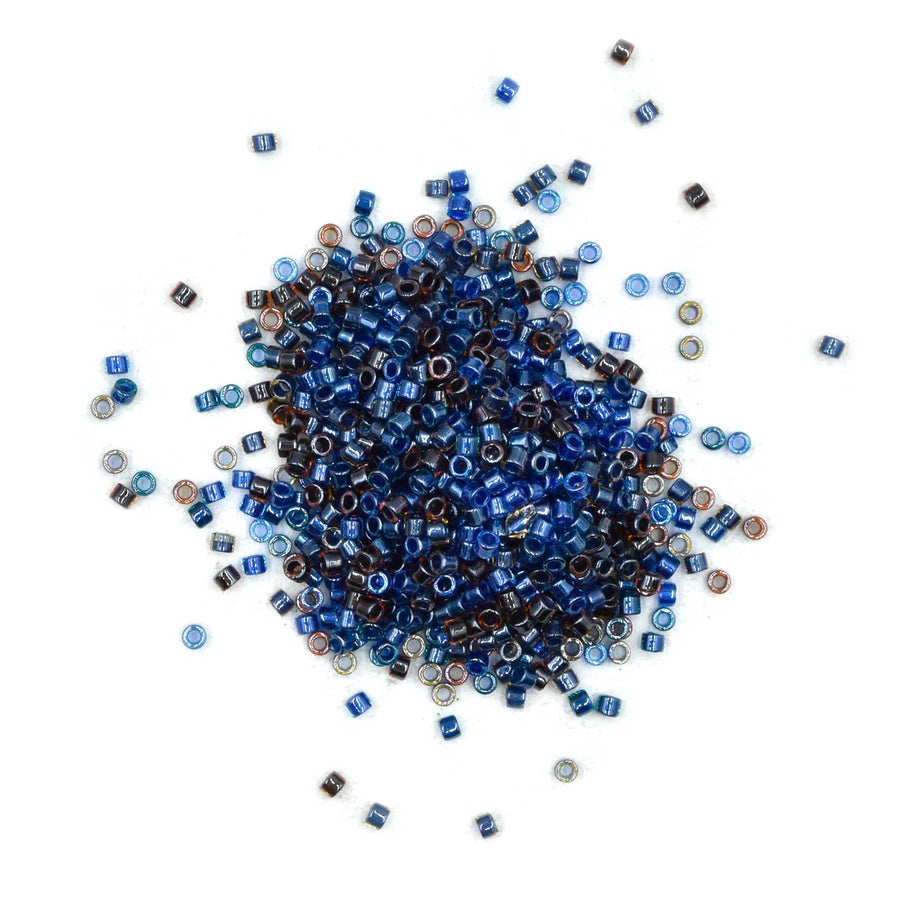 DB0992- 11/0 Sparkling Lined Very Berry Mix