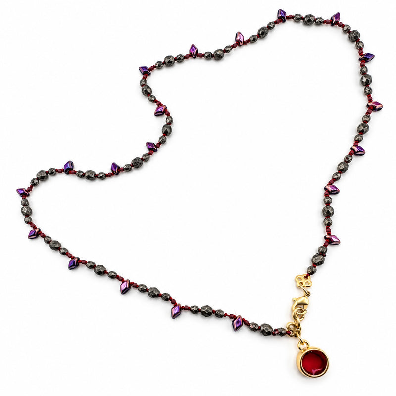 Beadshop LIVE: Knotting with Small Beads