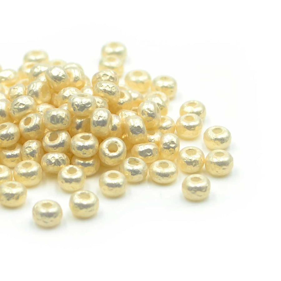 6-3951 Miyuki Baroque Pearl- White