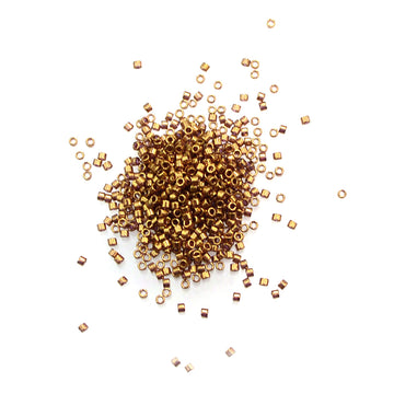 DB0022L- 11/0 Metallic Light Bronze