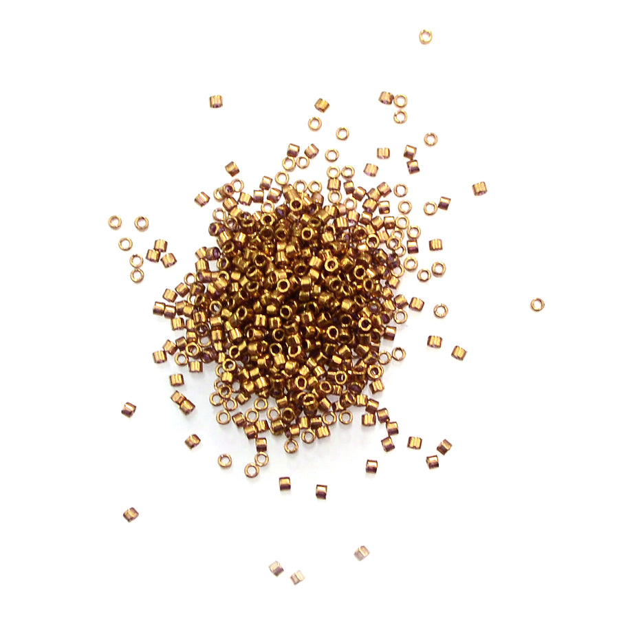 DB0022L- 11/0 Metallic Light Bronze