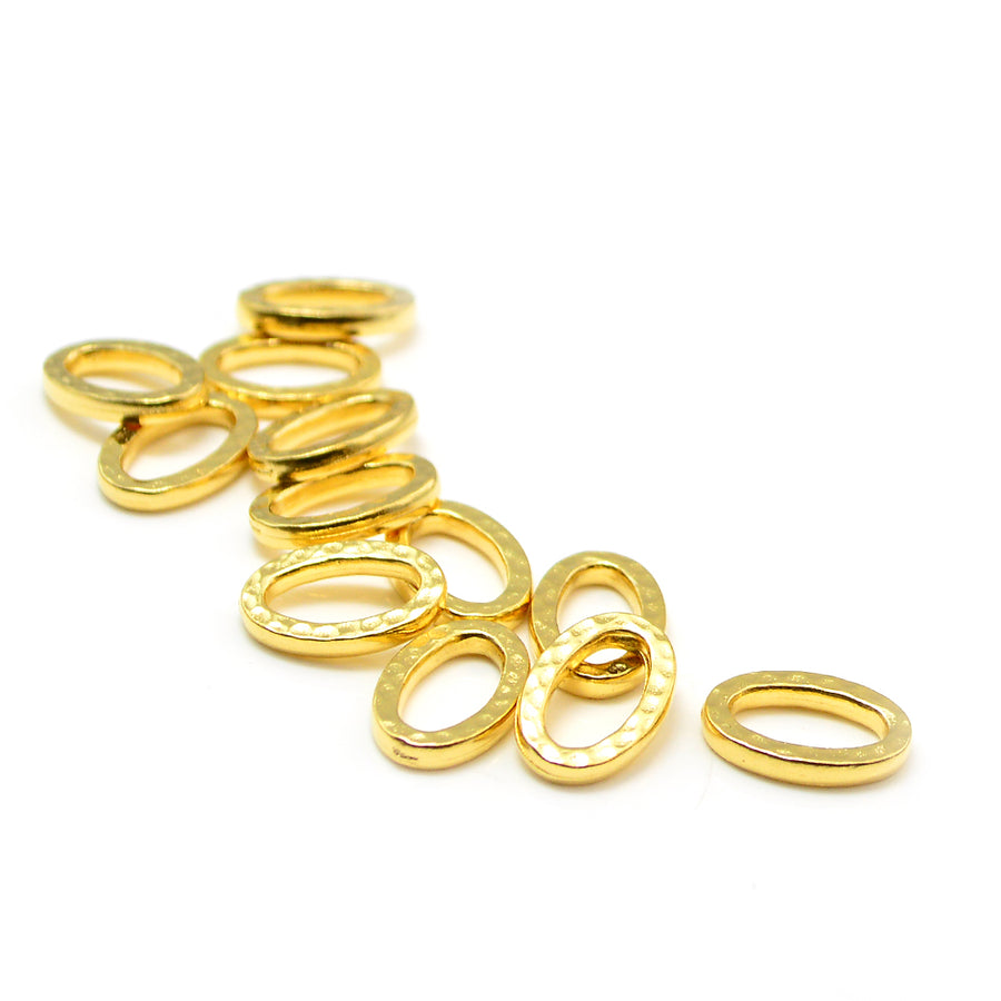 Small Hammertone Oval Ring- Gold