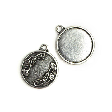 Poppy Bezel Pendant- Antique Silver